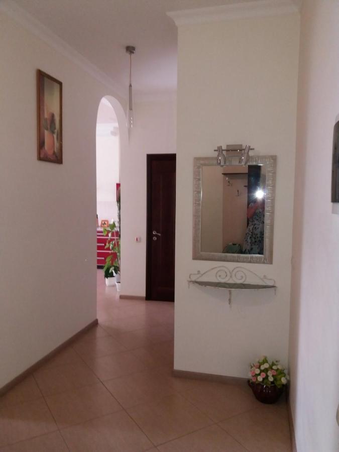 Apartament Na Panteylemonovskaya 敖德萨 外观 照片